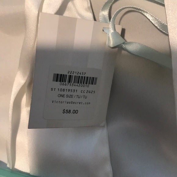 Never worn - Picture 2 of 3